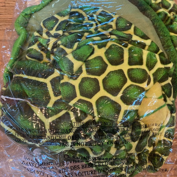 Green turtle costume - Picture 3 of 3